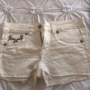 White jean adult sized shorts size 7